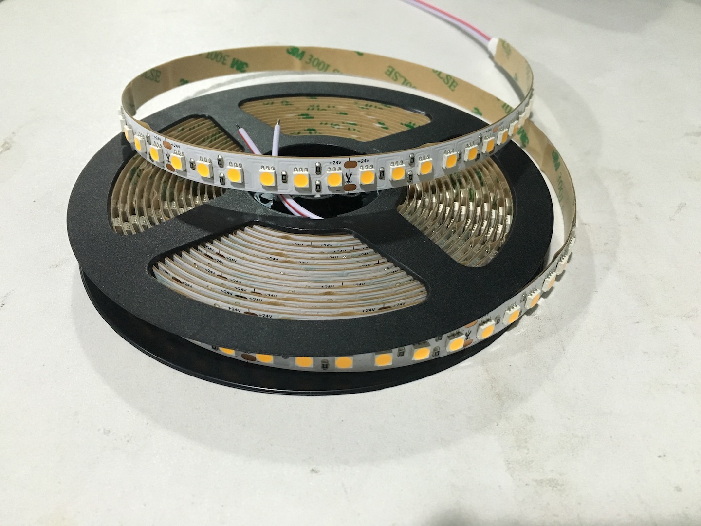 SMD4040 120leds White color LED Strip lighting